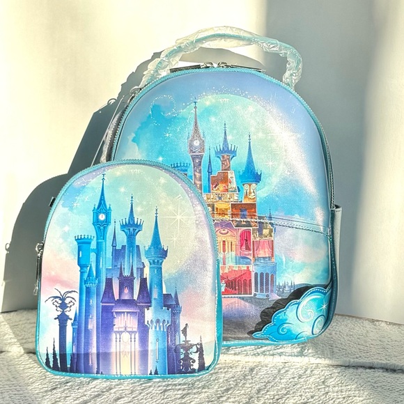 NWT Danielle Nicole Disney Cinderella Backpack - Picture 7 of 8